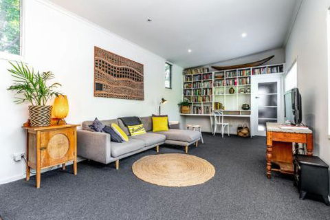 SUNSET BEACH SHACK On SURF - Accommodation Tasmania 0