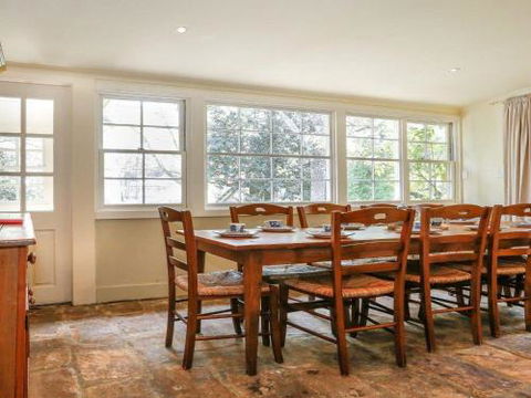 LAVENDER COTTAGE Alpine Southern Highlands 4pm Check Out Sundays - Accommodation Tasmania 4