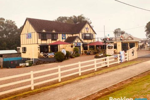 Hilltop Gallery - Accommodation Tasmania 2