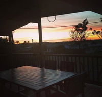 Sunset Deck Beach House Sandy Point - Accommodation Tasmania