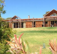 Summerside at 80 Sandy Point Rd Sandy Point - Accommodation Tasmania