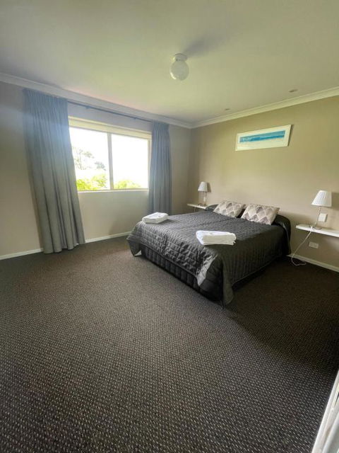 Praemorsa - Accommodation Tasmania 2