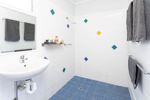 Airlie Sun & Sand Accommodation 2 - Accommodation Tasmania 5