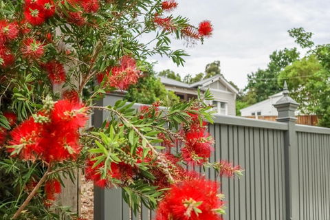 Vintage Charm On St. Leonards - Accommodation Tasmania 5