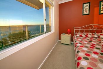 Kiah Unit 1 / 53 Victoria Parade - Accommodation Tasmania 3