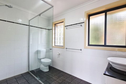 A Vista, Townhouse 1 - Accommodation Tasmania 4