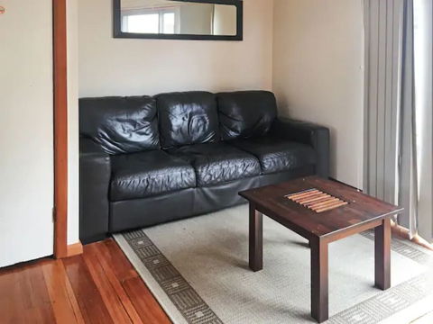 Home Near Shops & Beach - Accommodation Tasmania 2