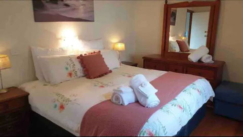 Home Near Shops & Beach - Accommodation Tasmania 1