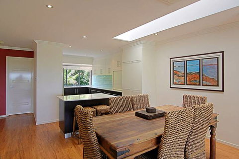 A Perfect Stay - 3 James Cook Apartments - Accommodation Tasmania 6