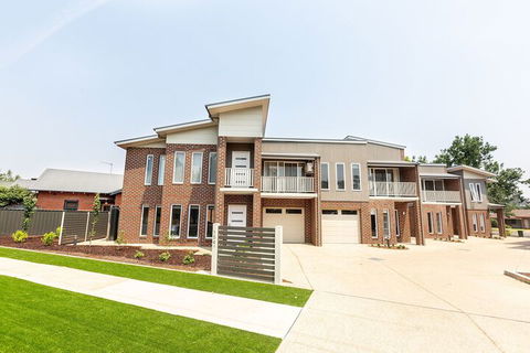Wagga Apartments 1 - Accommodation Tasmania 1