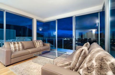 Library House - Accommodation Tasmania 1