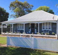 Edgeworth Street Manor - Accommodation Tasmania