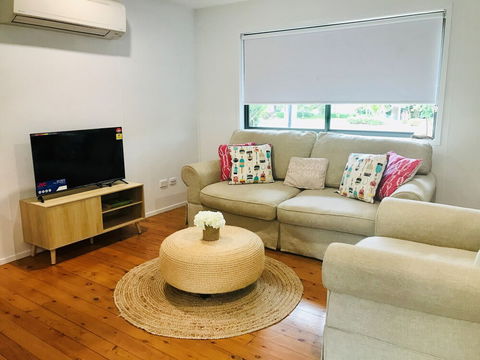 Coastal Cottage - Cannonvale - Accommodation Tasmania 6
