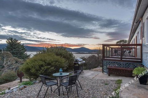 East Lake Travellers Lodge - Accommodation Tasmania 0