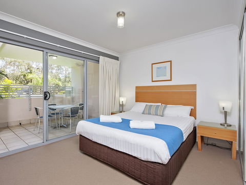Shoal Bay Beachclub Apartments - Accommodation Tasmania 6