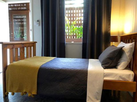 Five 3 Five - The Beachside Barracks - Accommodation Tasmania 3