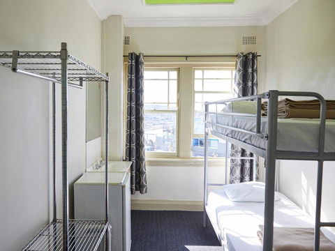 Noah's Bondi - Hostel - Accommodation Tasmania 3