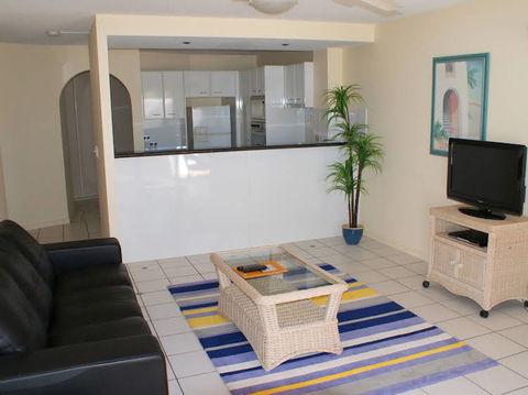 Beachside Resort - Accommodation Tasmania 4