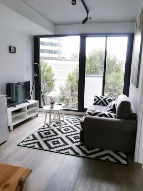 Carlson CBD Apartments - Accommodation Tasmania 3