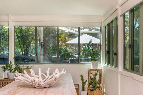 A PERFECT STAY - 3 Little Pigs - Accommodation Tasmania 7