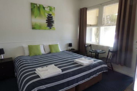 Calder Family Motel - Accommodation Tasmania 0