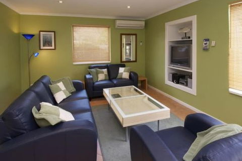 Albany Harbourside Apartments And Houses - Accommodation Tasmania 4