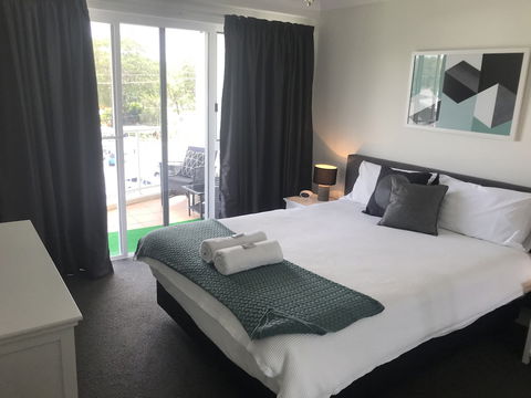 Fairways Golf & Beach Retreat - Accommodation Tasmania 2