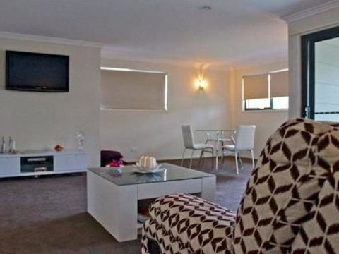 Breeze Bed & Breakfast - Accommodation Tasmania 5