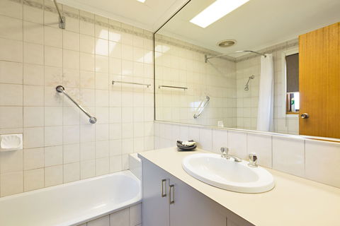 Statesman Motor Inn - Accommodation Tasmania 5