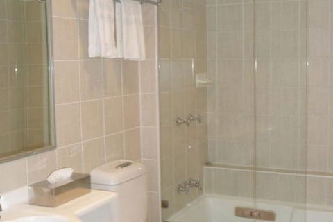 Carlyle Suites & Apartments - Accommodation Tasmania 5
