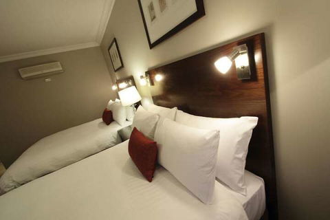 Carlyle Suites & Apartments - Accommodation Tasmania 2