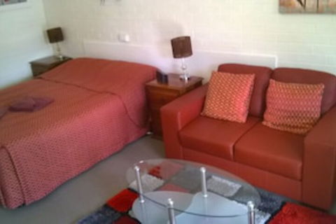 Colonial Inn Tamworth - Accommodation Tasmania 0