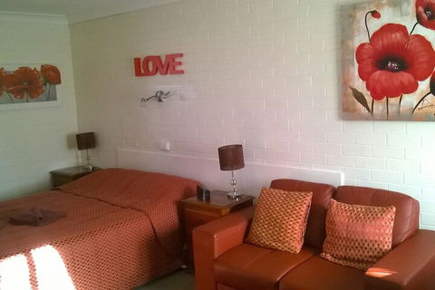 Colonial Inn Tamworth - Accommodation Tasmania 4