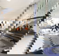 Ramada Encore by Wyndham Belconnen Canberra - Accommodation Tasmania
