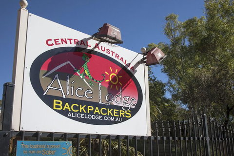 Alice Lodge Backpackers - Accommodation Tasmania 2