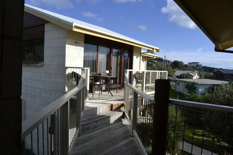 Loch Ard Motor Inn - Accommodation Tasmania 1
