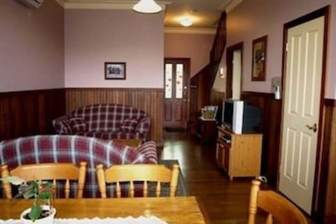 Pemberton Old Picture Theatre Holiday Apartments - Accommodation Tasmania 0