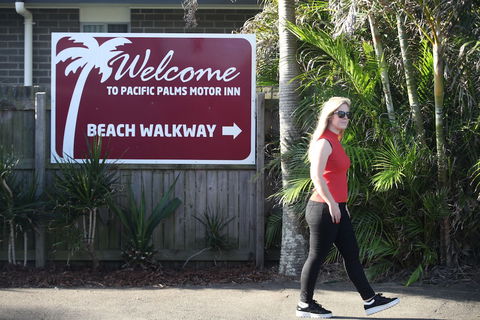 Pacific Palms Motor Inn - Accommodation Tasmania 1