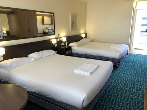 Canberra Lyneham Motor Inn - Accommodation Tasmania 6