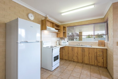 Albany Holiday Units - Accommodation Tasmania 2