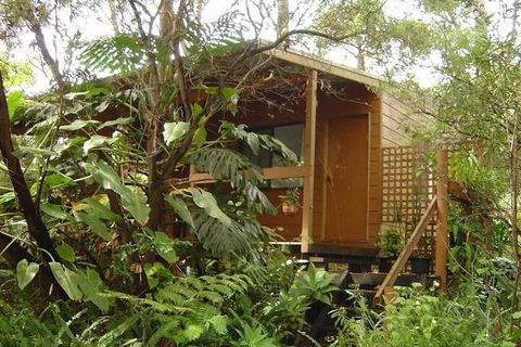 Samurai Beach Bungalows Port Stephens YHA - Accommodation Tasmania 1