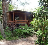 Samurai Beach Bungalows Port Stephens YHA - Accommodation Tasmania