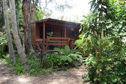 Samurai Beach Bungalows Port Stephens YHA - Accommodation Tasmania 0