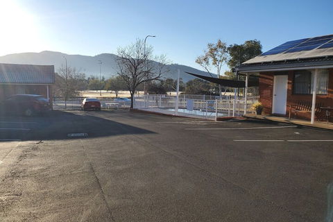 Roydons Motor INN - Accommodation Tasmania 2