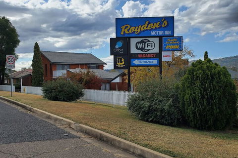 Roydons Motor INN - Accommodation Tasmania 1
