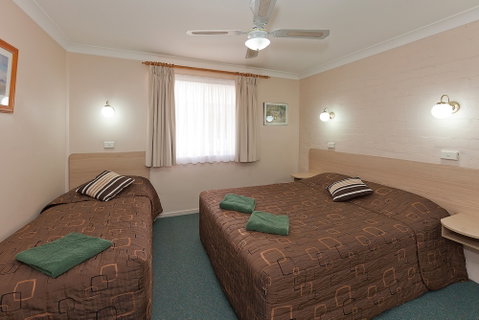 Abraham Lincoln Motel - Accommodation Tasmania 2