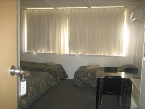 Golden Hills Motel - Accommodation Tasmania 5
