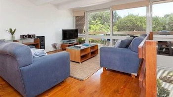 Bayside St Johns Close - Accommodation Tasmania 3