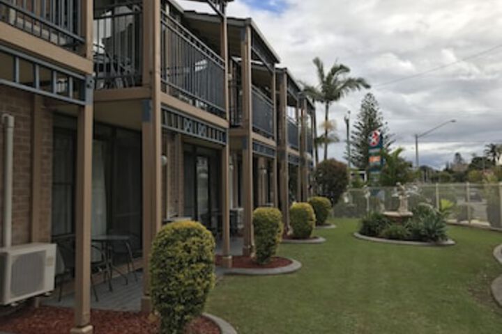Flynns Beach ACT Accommodation Tasmania