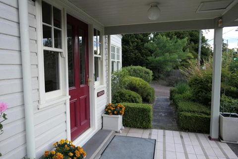 Norwood Mountain Lodge - Accommodation Tasmania 3